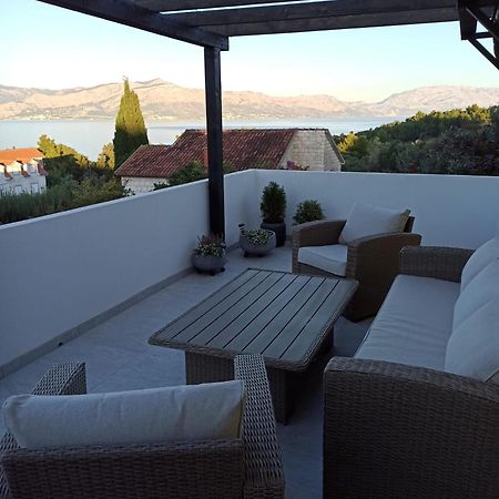 Apartments Brac Супетар Екстериор снимка