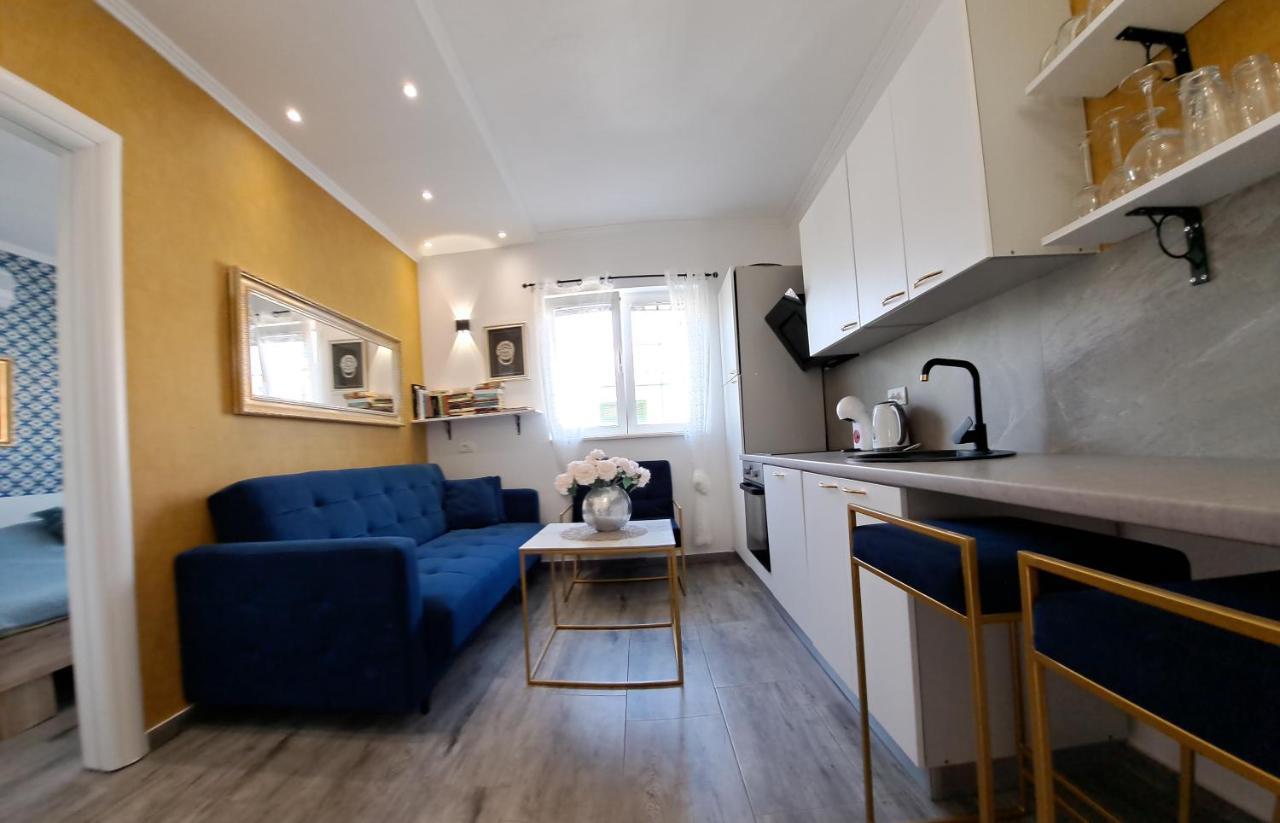 Apartments Brac Супетар Екстериор снимка