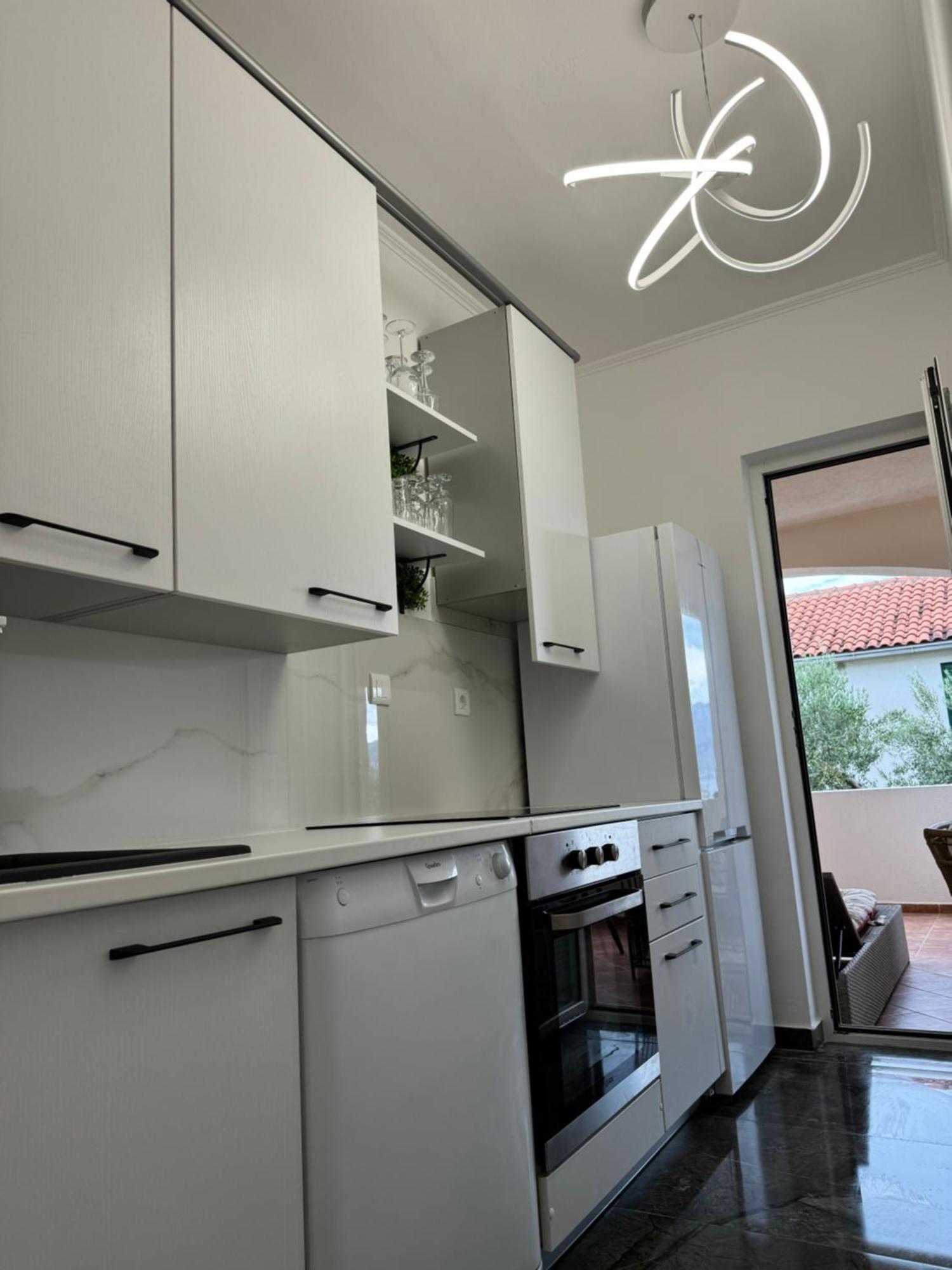 Apartments Brac Супетар Екстериор снимка