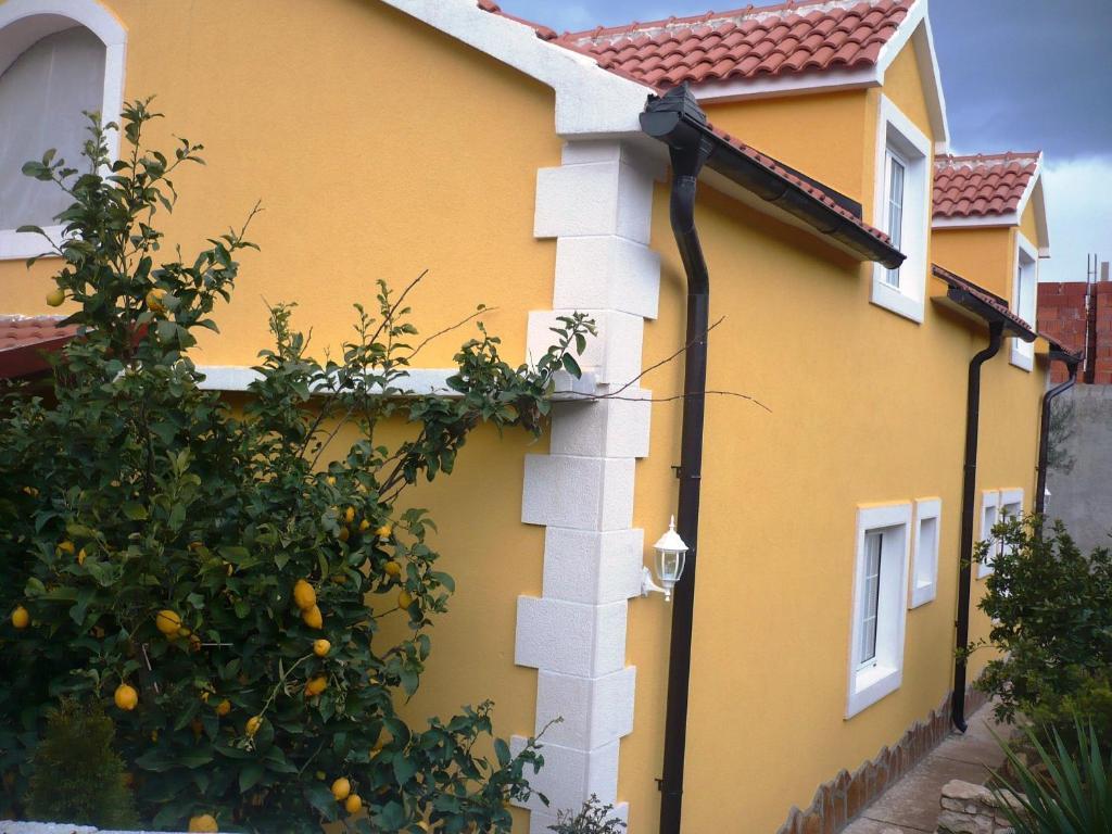 Apartments Brac Супетар Екстериор снимка
